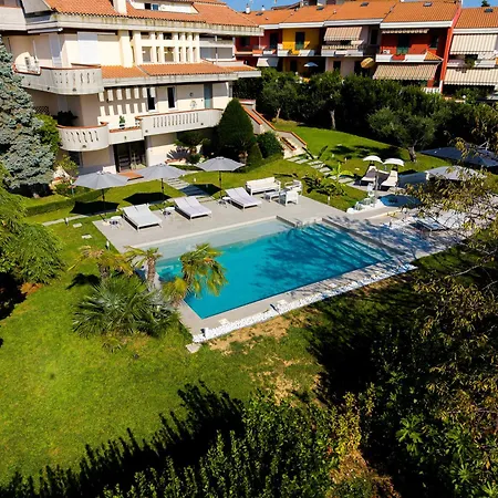 In Monaco Apartment *